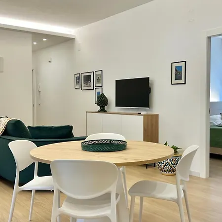Sea Living By Housilia Apartament